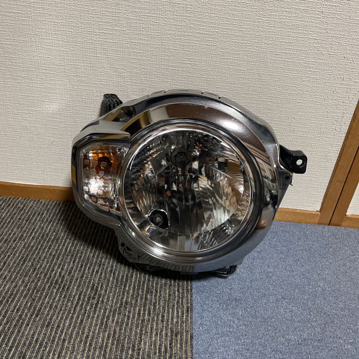 スズキ ハスラー MR92S ヘッドライト/右 送料込み 即決