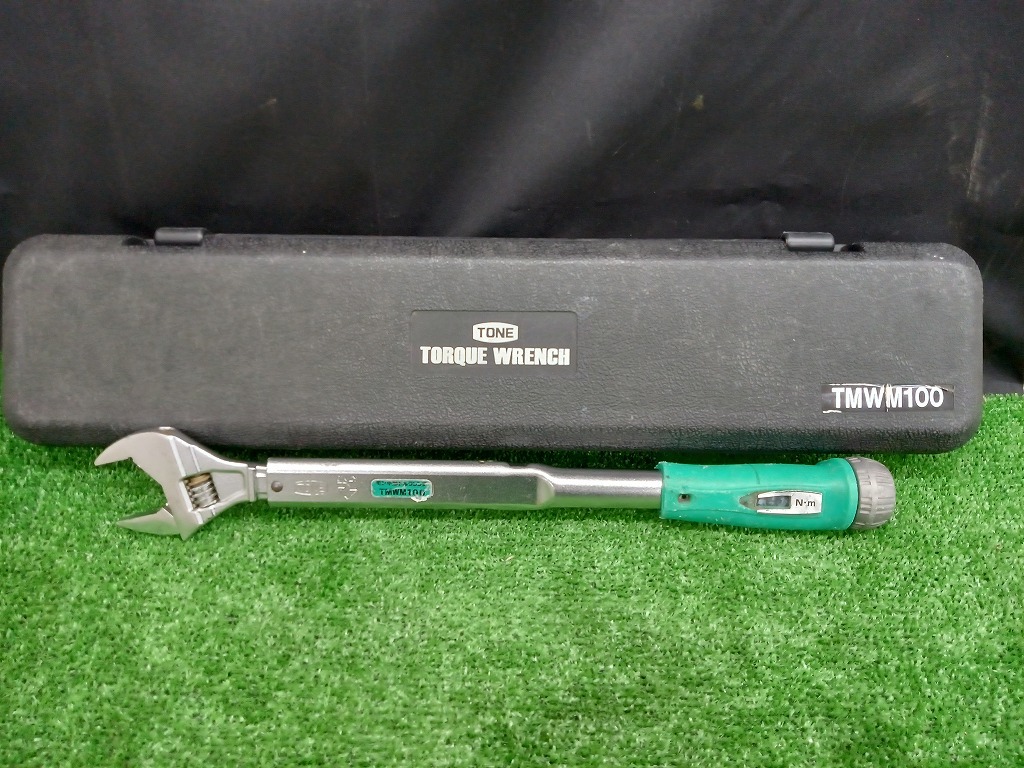 中古品 TONE トネ 調整範囲20-100N.m モンキ形トルクレンチ プレセット形 TMWM100