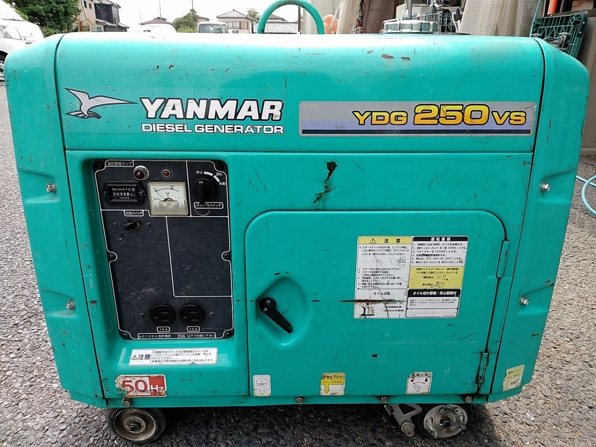 クリスマスファッション 【埼玉県蓮田市◆引取限定】中古品 ヤンマー 【1】 YDG250VS 発電機 ディーゼル 2.0kVA 50Hz YANMER 発電機