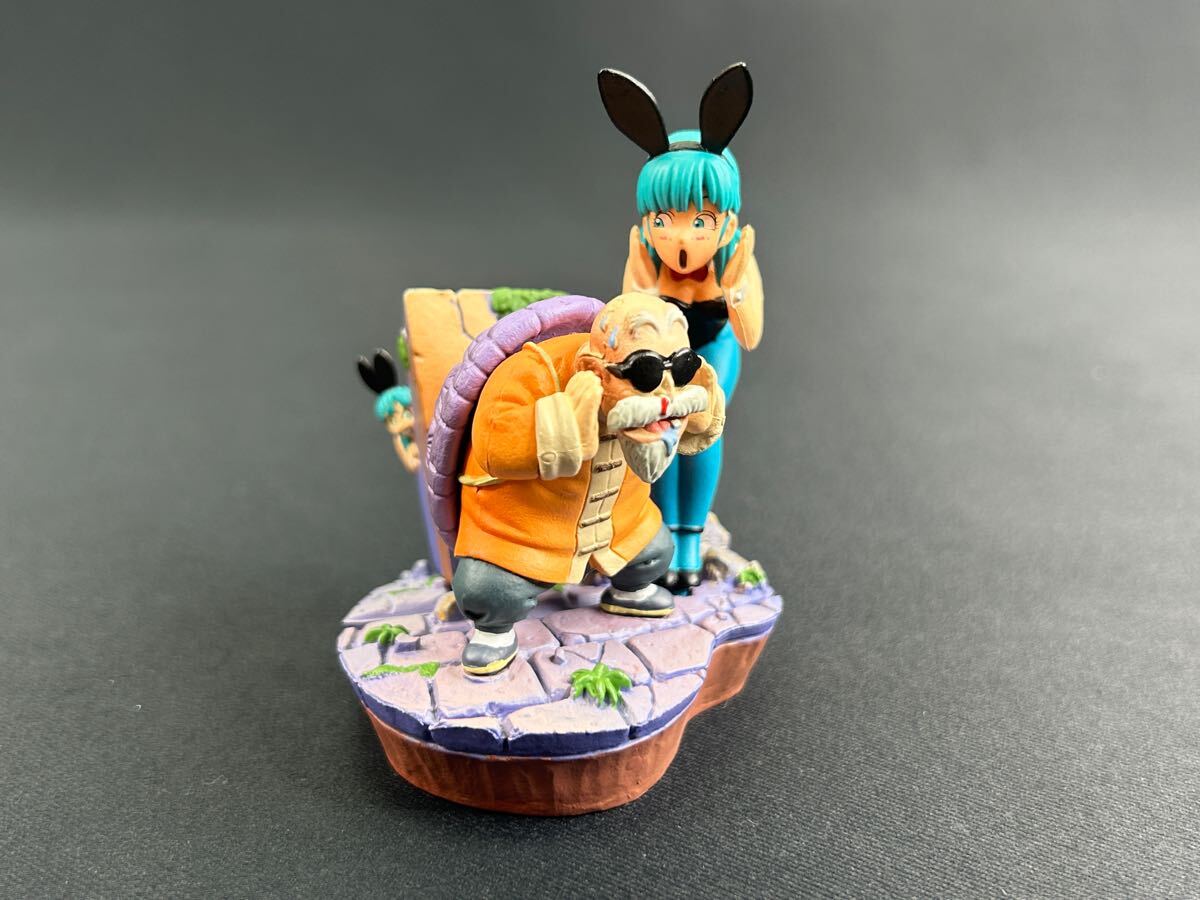 楽天市場】【中古】メガハウス 亀仙人&ブルマ(ウーロン変化 楽天市場】【中古】メガハウス 亀仙人&ブルマ(ウーロン変化