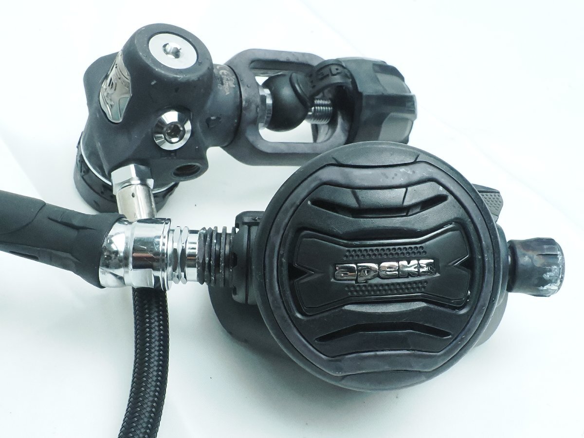 apeks エーペックス XTXタングステン レギュレーター フレックスメッシュホース/ボールジョイント 取説付 ランク:A [PP-62992]