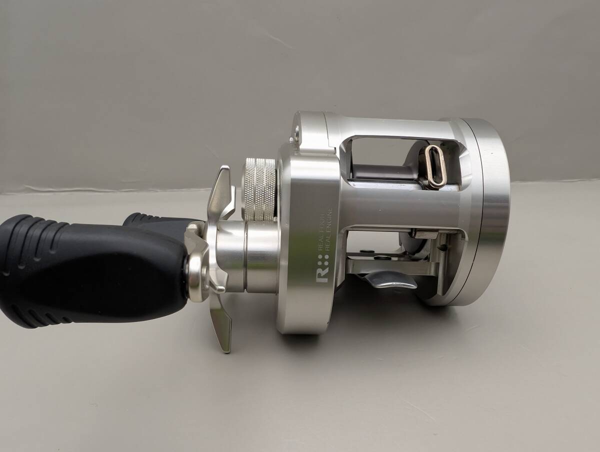  Daiwa Ryouga 2020H правый наматывать 