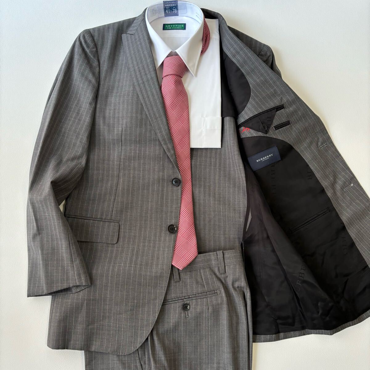 未使用級/サイズXL相当】バーバリーロンドン BURBERRY スーツ 未使用級/サイズXL相当】バーバリーロンドン BURBERRY スーツ