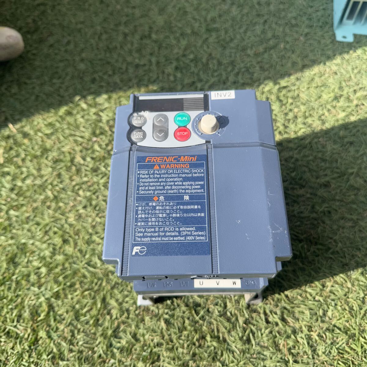 5A128 Fuji электро- машина FRN2.2C1S-2KPM compact форма инвертер FRENIC-Mini с гарантией in voice соответствует 