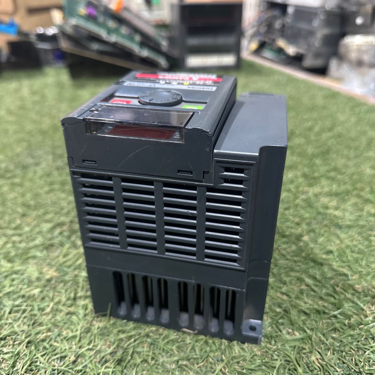 5A750 Toshiba VFNC3M-2022P 2.2kw трехфазный 200V инвертер VFNC3 серии ( простой * маленький форма ) гарантия работы in voice соответствует 