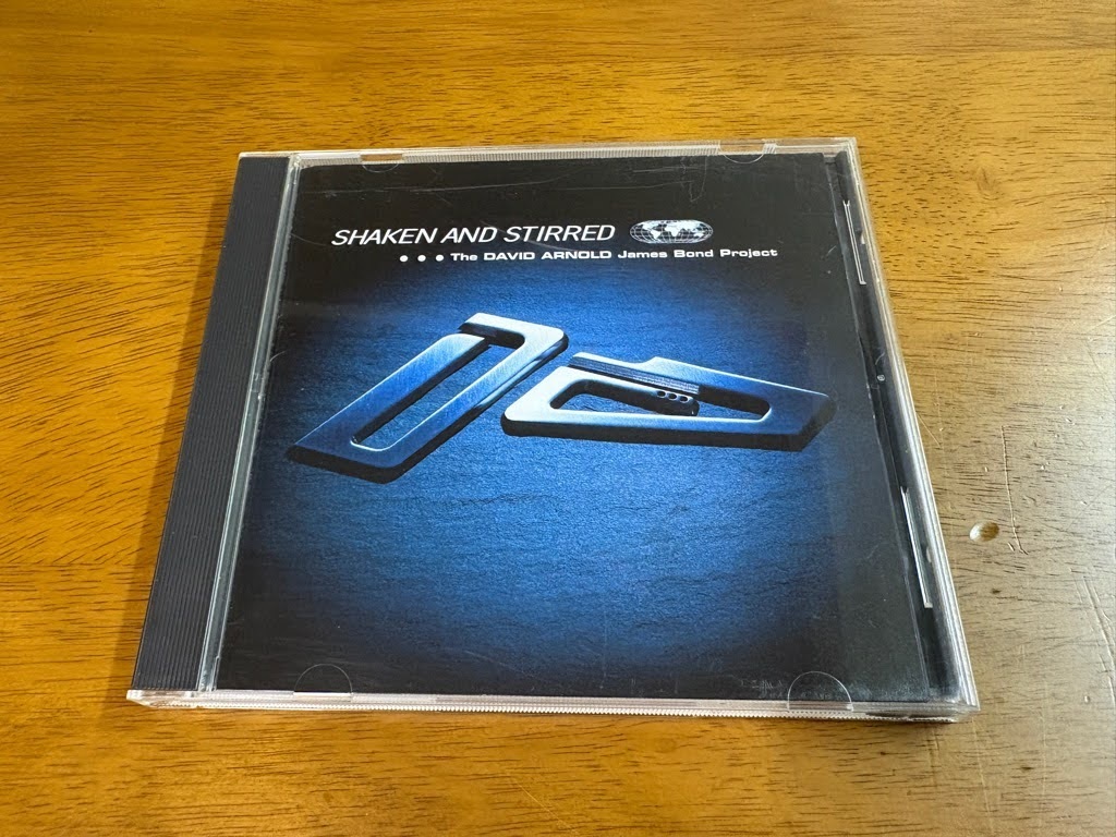 h7/CD シェイクン アンド ステアード ジャームス ボンド カヴァーアルバム AMCE-2173 SHAKEN AND STIRRED DAVID ARNOLD JAMES BOND PROJECT