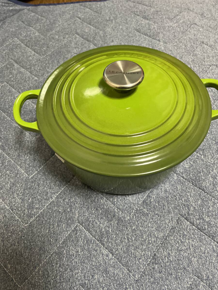 ル・クルーゼ　ココットロンド　LE CREUSET