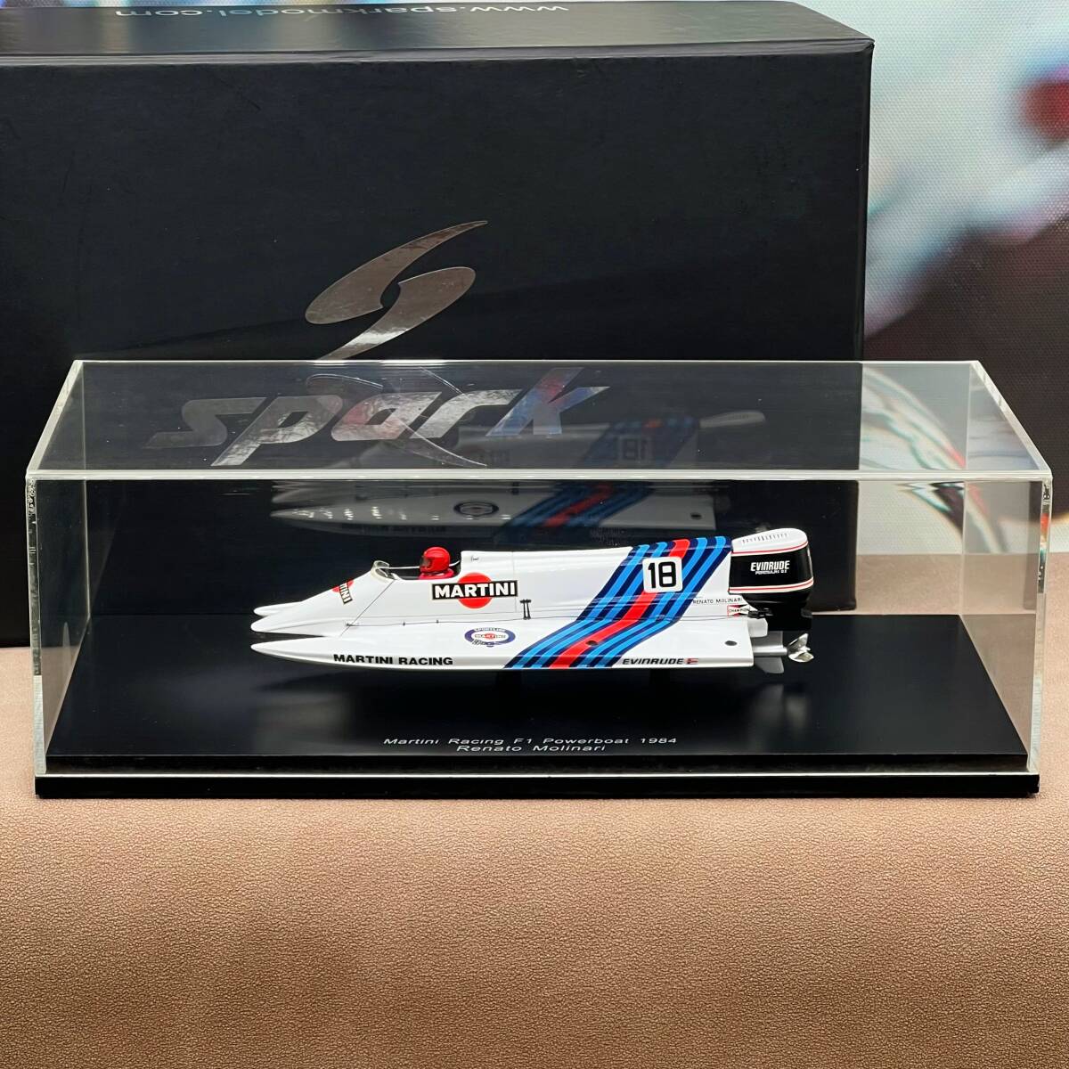 スパーク 1/43 SPARK MARTINI RACING F1 POWERBOAT マルティーニ レーシング F1 パワーボート 1984 #18 R.モリナーリ S2303