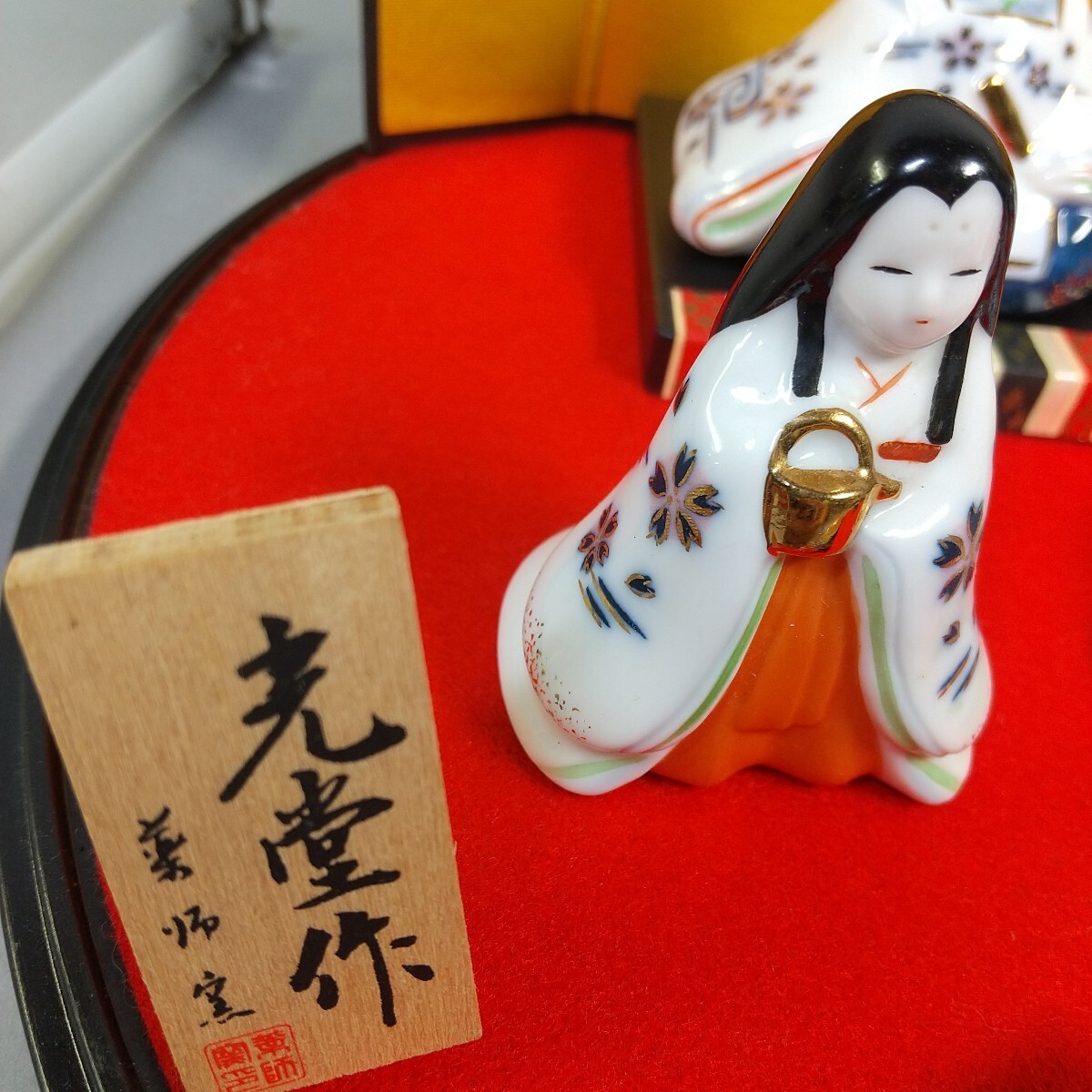 6514○同梱NG 薬師窯 光堂作 陶器 金彩染錦5人平飾り雛人形 6514○同梱NG 薬師窯 光堂作 陶器 金彩染錦5人平飾り雛人形