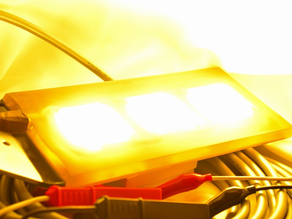 シラスウナギ漁 １５０ｗ LED 「電球色 」5ｍ