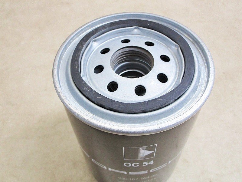 PORSCHE★ポルシェ純正911.964オイルフィルター(930.107.764.00)★porscheカレラCarrera★未使用品K-000135