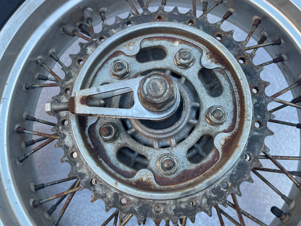 CB400FOUR NC36 リアホイール　17X4.00 17XMT4.00ホンダ　水冷　CB400F　97年～