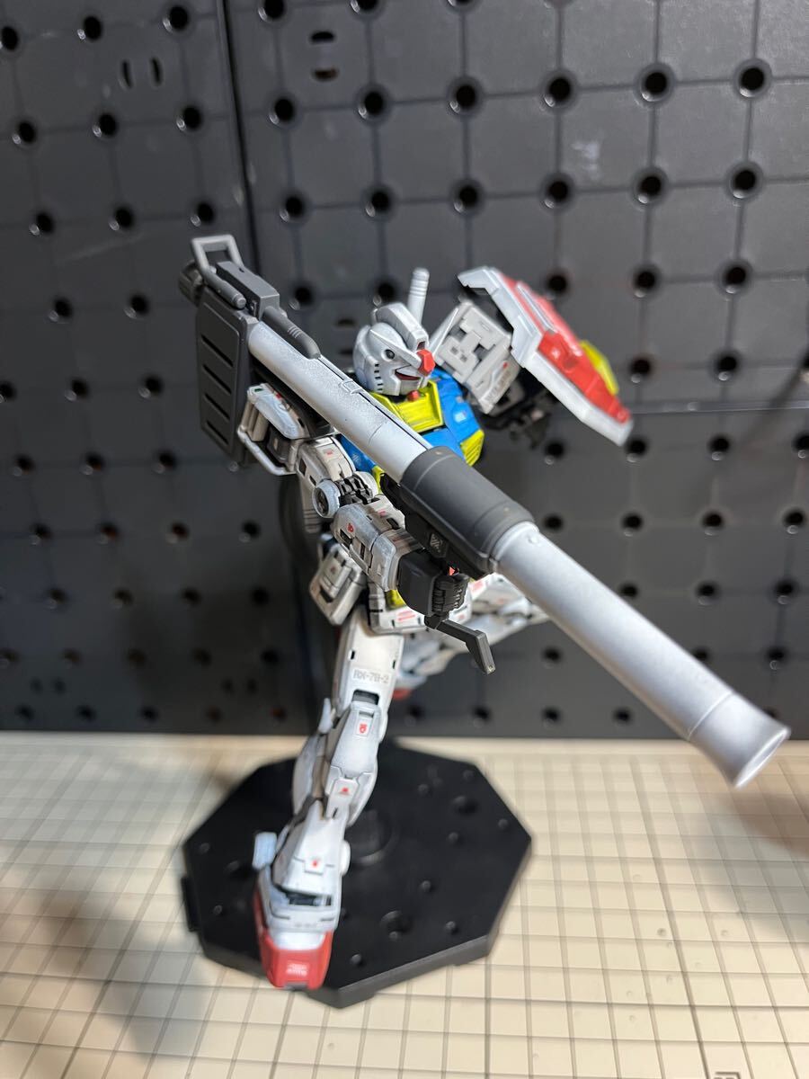 RG RX-78-2 GUMDAM ver.2.0 ガンダム 全塗装 アニメカラー RG RX-78-2 GUMDAM ver.2.0 ガンダム 全塗装 アニメカラー