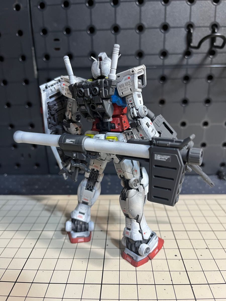 RG RX-78-2 GUMDAM ver.2.0 ガンダム 全塗装 アニメカラー RG RX-78-2 GUMDAM ver.2.0 ガンダム 全塗装 アニメカラー