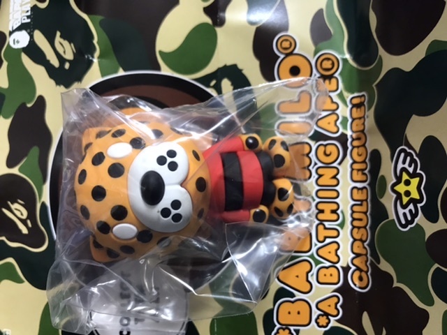 BABY MILO A BATHING APE CAPSULE FIGURE BAPE PLAY ア BABY MILO A BATHING APE CAPSULE FIGURE BAPE PLAY ア