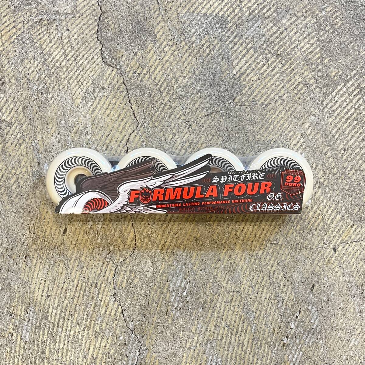 新品 SPITFIRE FORMULA FOUR O.G. CLASSIC 99 DURO 54mm 新品 SPITFIRE FORMULA FOUR O.G. CLASSIC 99 DURO 54mm