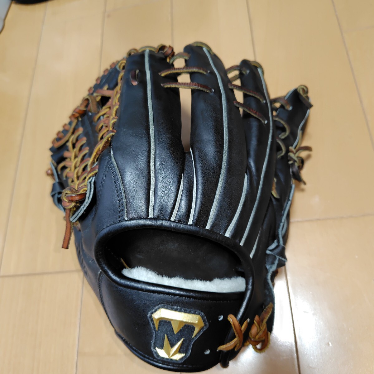 未使用レア MANTRA RACING XSILITE 203g 140×294mm ブラック 未使用レア MANTRA RACING XSILITE 203g 140×294mm ブラック