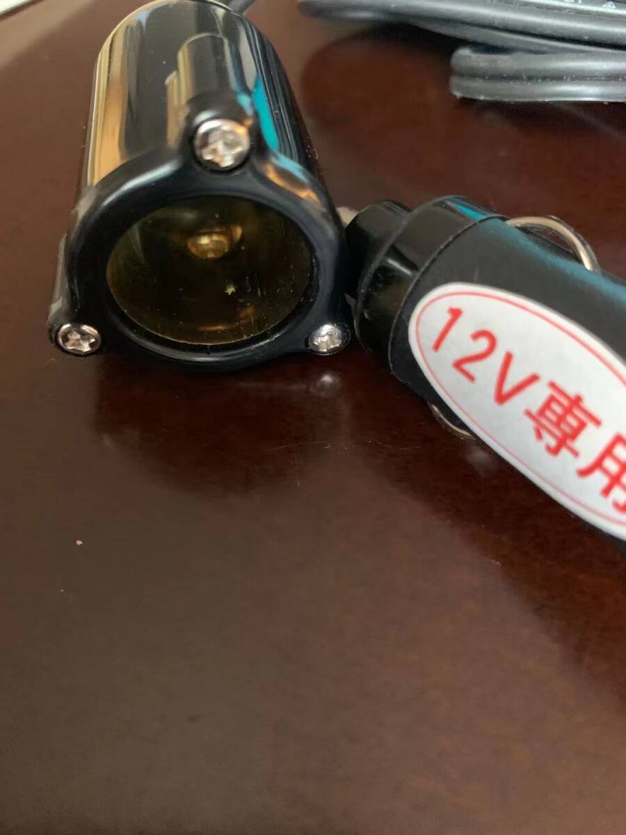 USED シガーソケット カーチャージャー 車載充電器 12V/24V 2連分配 USB2ポート と 12V専用5mソケット延長コード