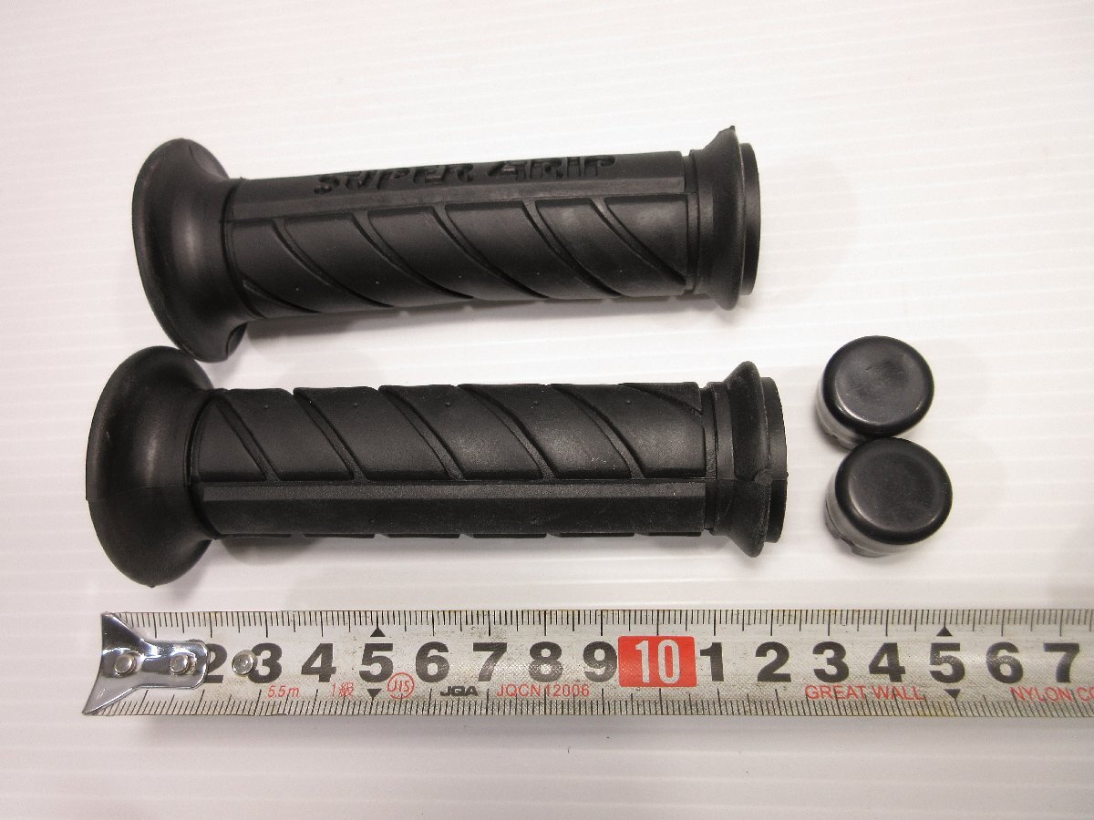 激安　新品　バイクグリップSET　ブラック　22.2φ　バーエン?付き　NSR50　売り切り　