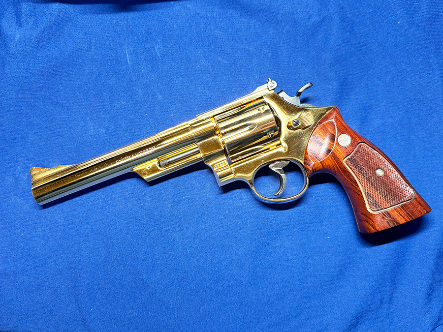 ☆S&W 純正 M29 実物 木製グリップ 初期 黒ワッシャー ゴンガロ ☆S&W 純正 M29 実物 木製グリップ 初期 黒ワッシャー ゴンガロ