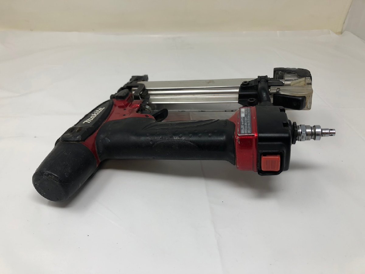 ◇makita マキタ 高圧仕上釘打機 AF551H エア工具 中古◇15222 ◇makita マキタ 高圧仕上釘打機 AF551H エア工具 中古◇15222