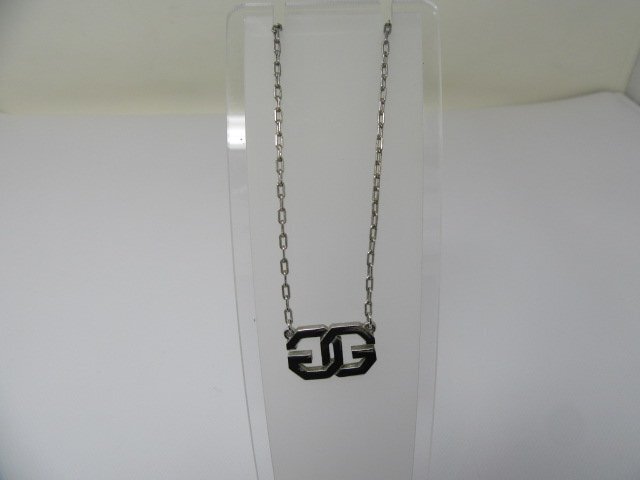 ◆GIVENCHY ジバンシィ GGロゴネックレス　シルバー系　ネックレス　アクセサリー　中古◆13843★
