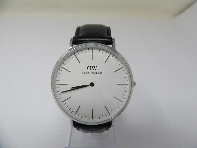 ◆Daniel Wellington　ダニエルウェリントン　腕時計　ClassicB40S8 中古◆12788★