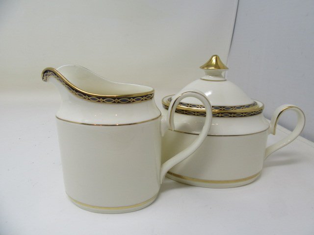◆MINTON　ミントン　シュガーポット　ミルクピッチャー　セット　STJAMES　中古◆11716
