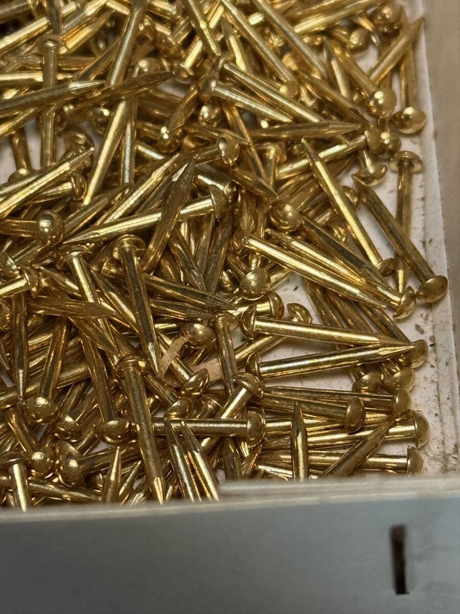 まごころ堂 長期保管品 非売品(職人用)仏壇用の真鍮釘 神輿 本 まごころ堂 長期保管品 非売品(職人用)仏壇用の真鍮釘 神輿 本