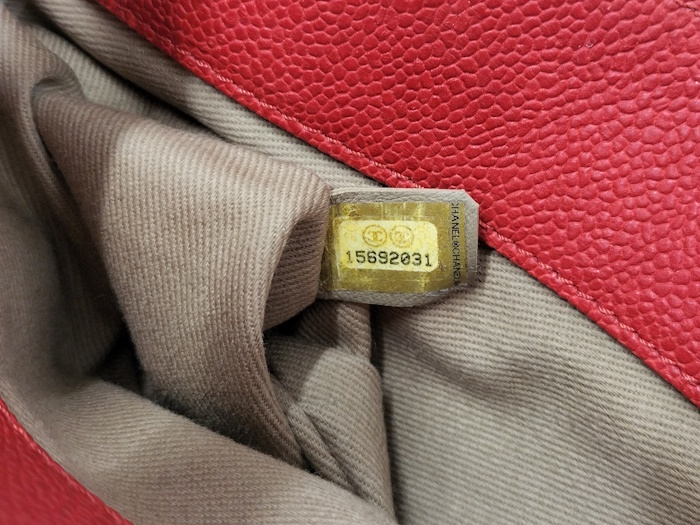 CHANEL チェーン ショルダーバッグ ココマーク シルバー金具 キャビアスキン レッド