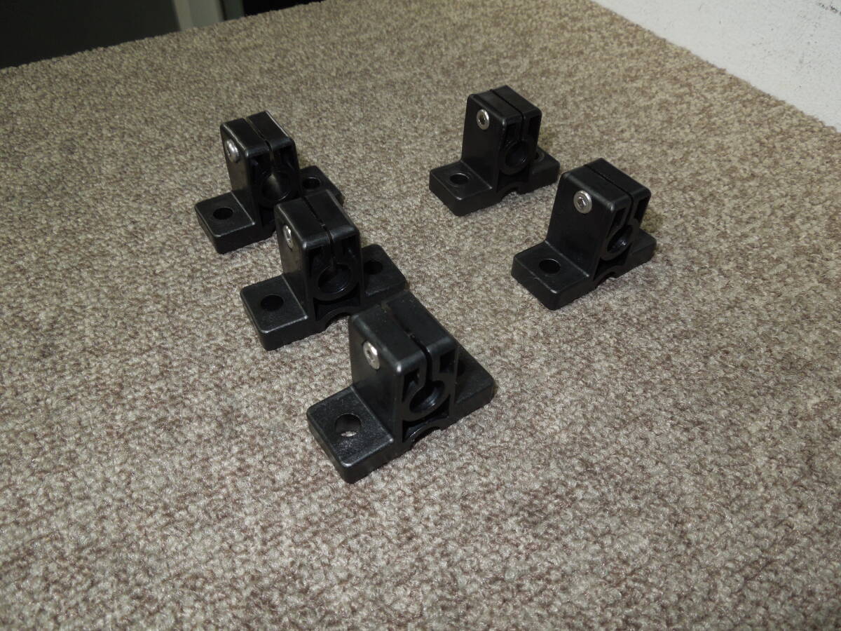 Z100：シャフトホルダ　オムロン　センサ治具　E39-L151部品　_画像1