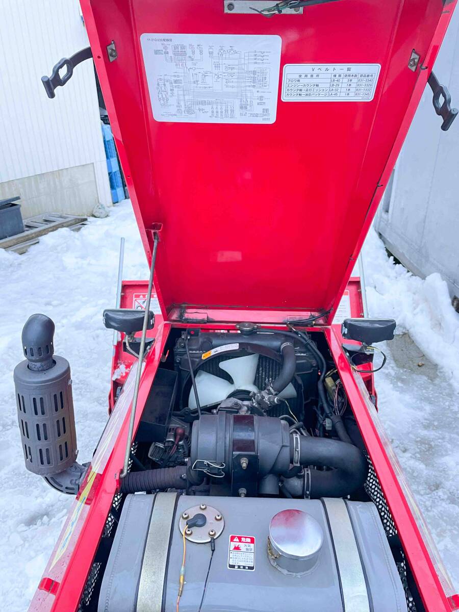 大型 ディーゼル ヤナセ11-21D 除雪機 21馬力 幅110cm 投雪25m 大型 ディーゼル ヤナセ11-21D 除雪機 21馬力 幅110cm 投雪25m