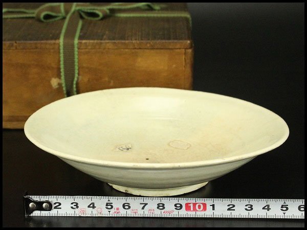 【保障できる】 平皿 白磁 銀閣】李朝 φ16.5cm 送料 旧家蔵出 朝鮮古陶磁 高麗 李朝