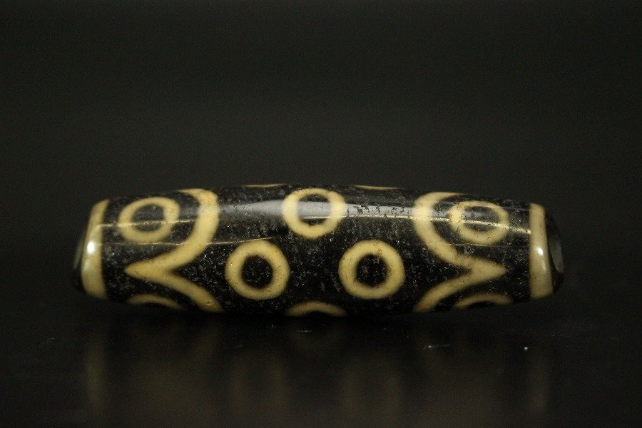 中国美術 天珠石 西蔵 チベット 長5.3cm KN62 中国美術 天珠石 西蔵 チベット 長5.3cm KN62(天然天珠 |石の