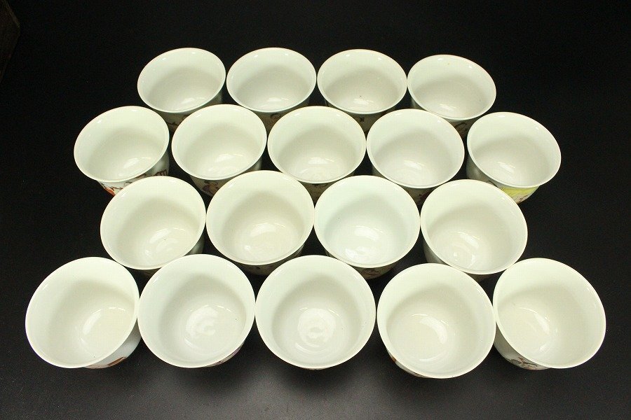 中国美術 色絵 春画 図替 煎茶碗 十八件 同治年製 清(RC918)