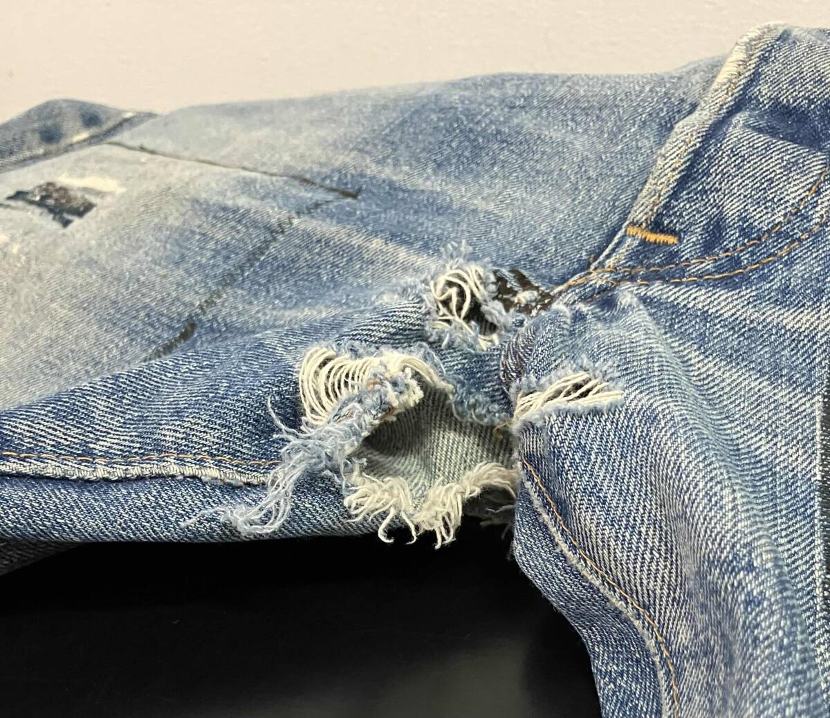 LEVI*S Levi's 66 предыдущий период кнопка обратная сторона 6 внедорожник ремонт маленький e джинсы голубой качество бирка нет размер неизвестен трещина есть 