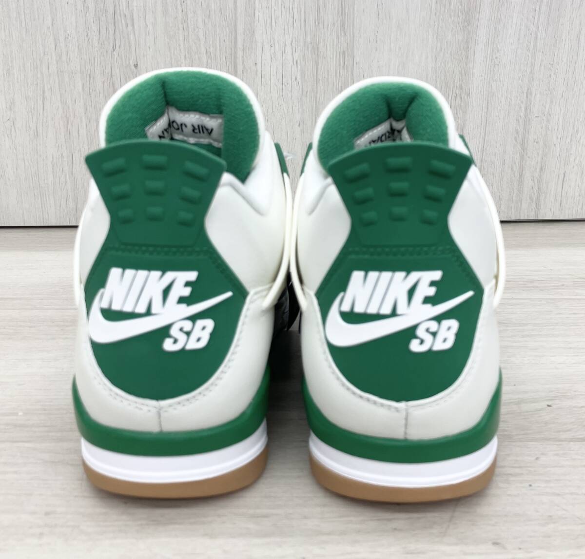 NIKE NIKE ナイキ エア ジョーダン 4 レトロ SP DR5415-103 スニーカー ホワイト×グリーン 27cm_画像3