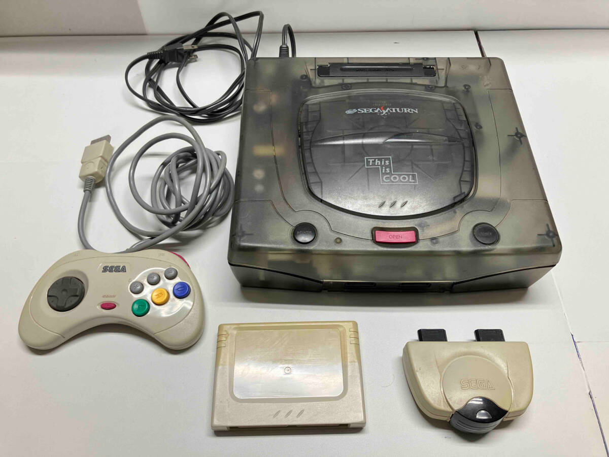 ジャンク SEGA SATURN セガサターン HST-3220 ゲーム機本体 スケルトン コントローラー付き