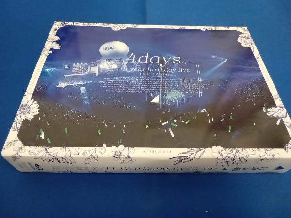 付属品は画像に写っているもので全てです。7th YEAR BIRTHDAY LIVE(完全生産限定版)(Blu-ray Disc)