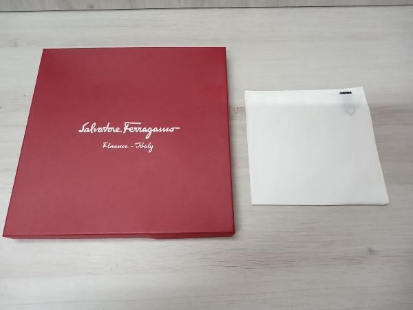 Salvatore Ferragamo мелкие вещи Salvatore Ferragamo носовой платок белый магазин квитанция возможно 