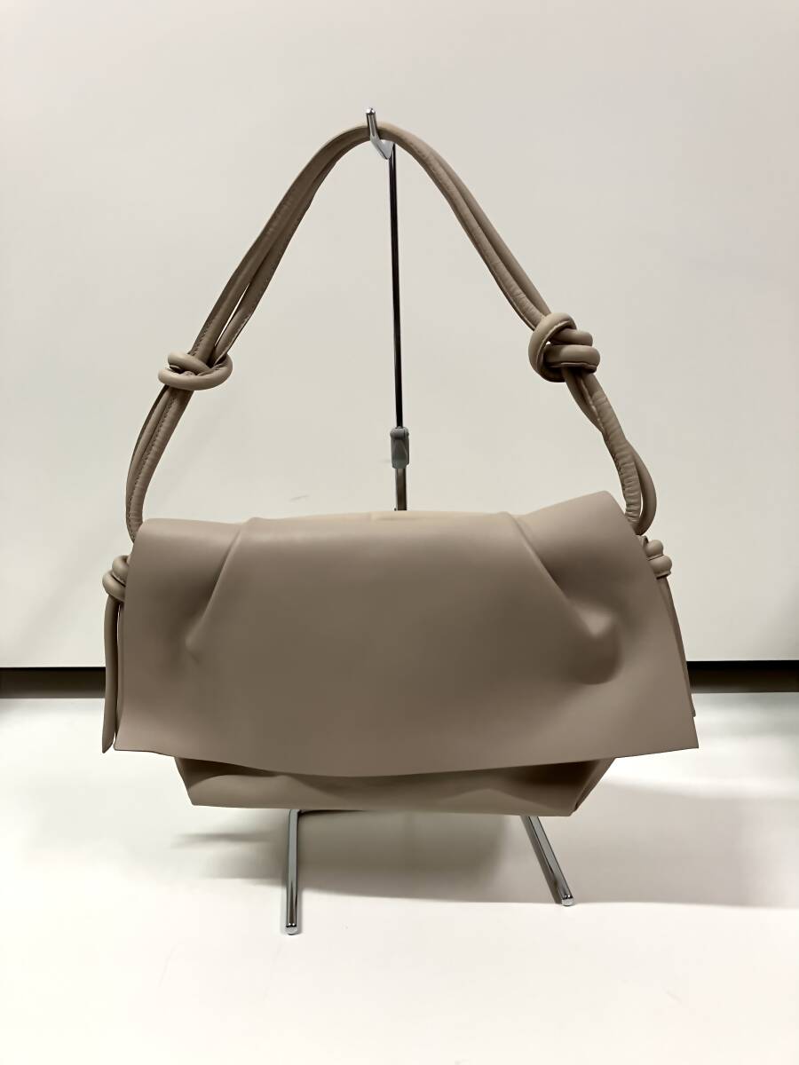 AERON エアロン ワンショルダー フラップ トートバッグ ベージュ