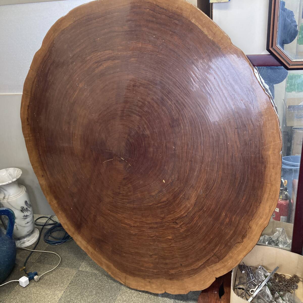 【購入時150万円】希少な大型サイズ 約1540x1410mm 激重 本花梨 一枚板 玉杢 座卓 ローテーブル リビング 座敷机 脚付 引取は新潟 IZ1-1