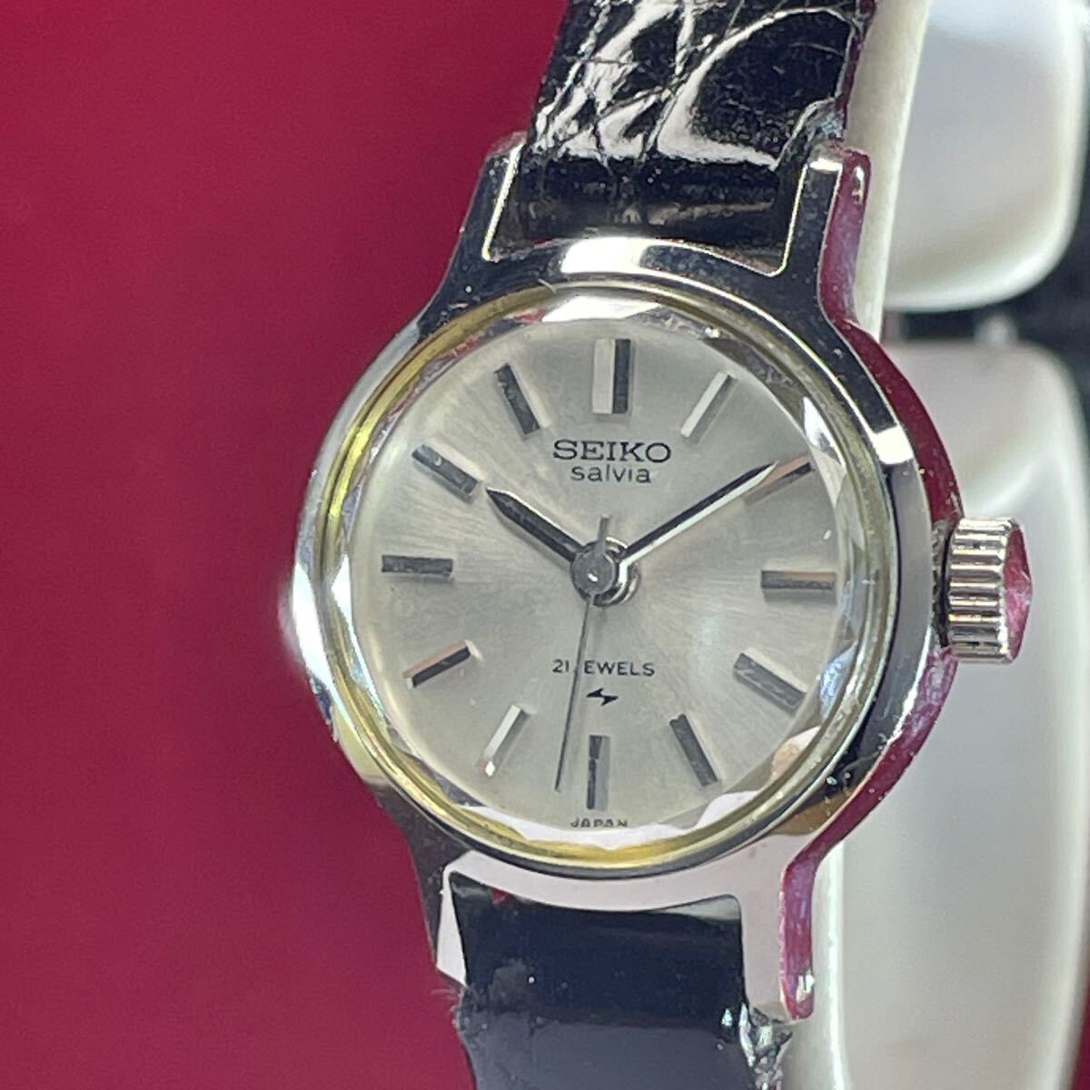 デッドストック 60s SEIKO salvia 手巻 純正尾錠 日本製 腕時計 デッドストック 60s SEIKO salvia 手巻 純正尾錠 日本製 腕時計