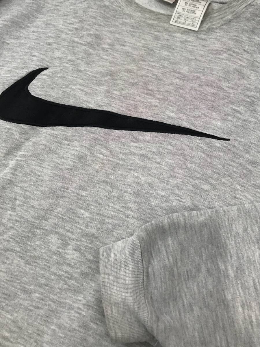 90s NIKE スウェット トレーナー プルオーバー 薄手 グレー 銀 90s NIKE スウェット トレーナー プルオーバー 薄手 グレー 銀