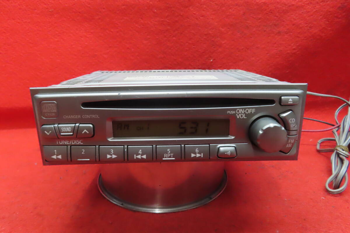 *CS1605* гарантия работы есть / Nissan оригинальный Wingroad WFY11 PP-2448P CD плеер панель Car Audio корпус только 