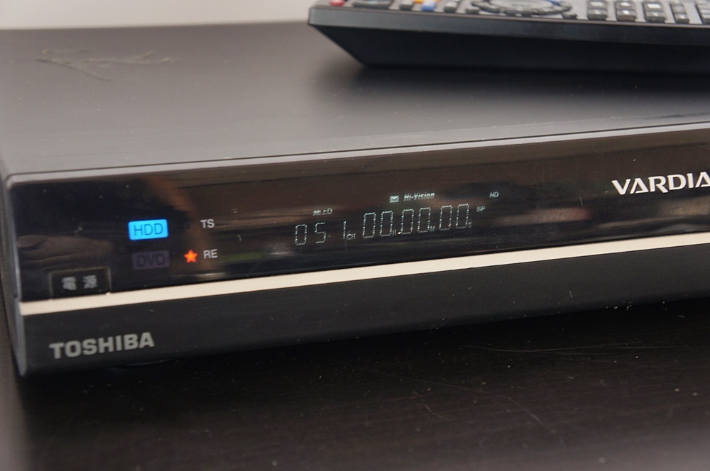 TOSHIBA 東芝 VARDIA RD-E305K ハイビジョンDVDレコーダー TOSHIBA 東芝 VARDIA RD-E305K ハイビジョンDVDレコーダー