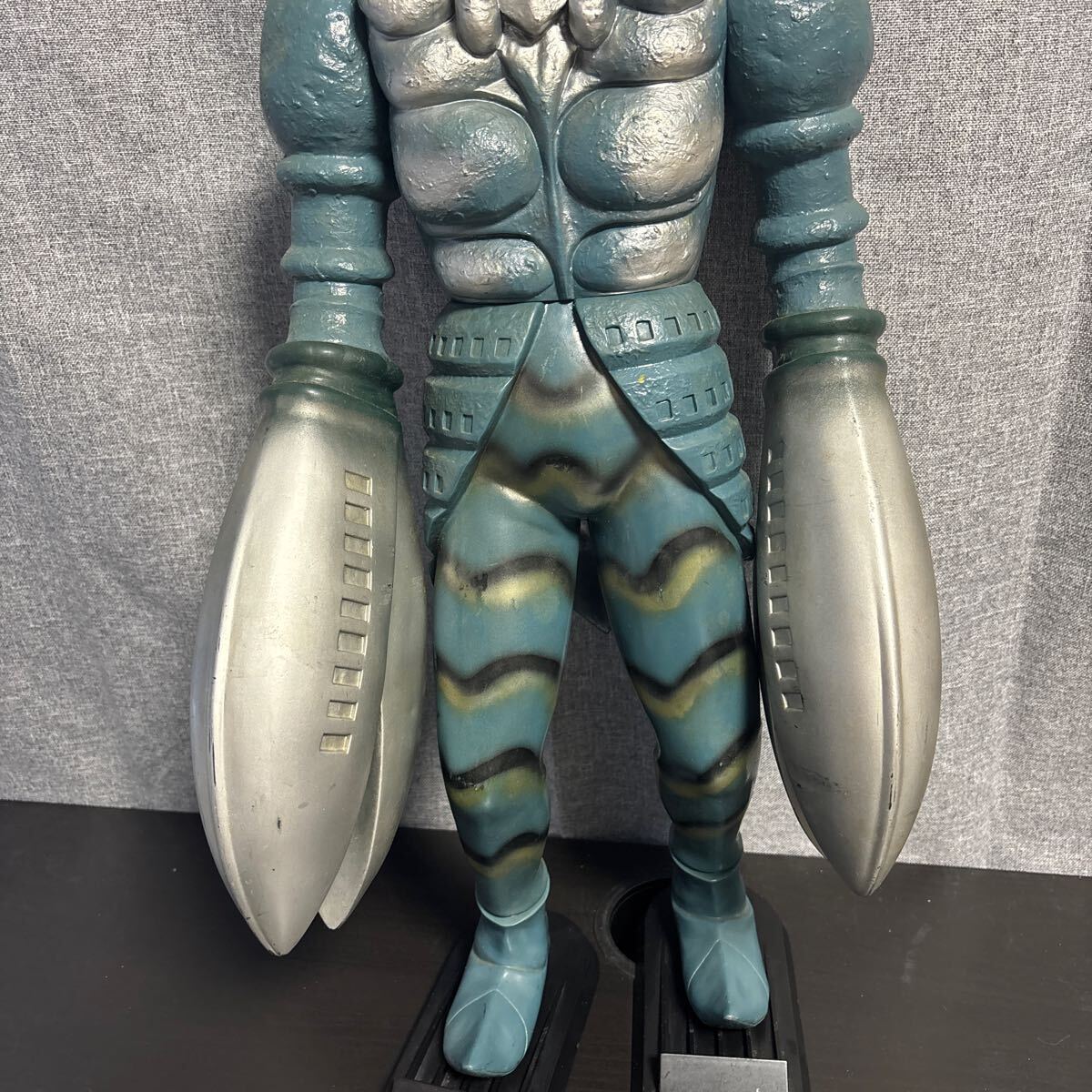 inioo【貴重な台座付き】ウルトラマン怪獣ビッグサイズソフビ