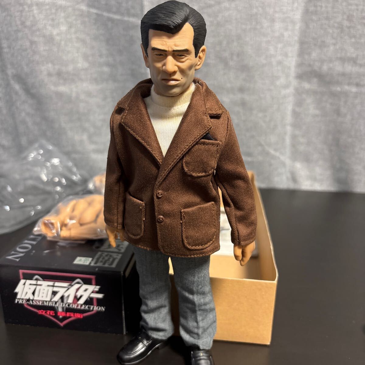 nroh メディコムトイ プレアセンブルコレクション RAH 仮面ライダー 立花藤兵衛(wèi)