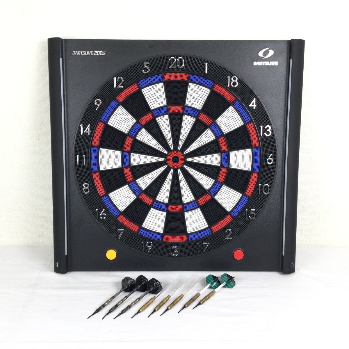 1301 【ジャンク】 DARTSLIVE 200S ダーツボード BOARD zero ゼロボード ダーツライブ 家庭用 8本付き