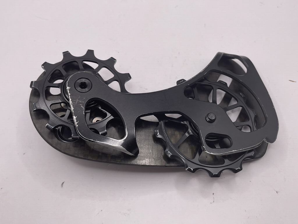 バーナー BERNER カーボン リアディレイラーケージ SHIMANO Di2